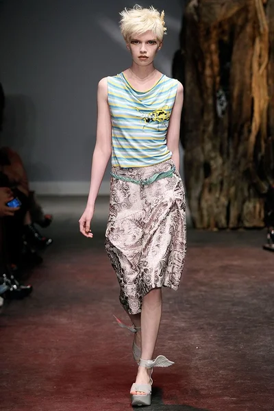 Look 38